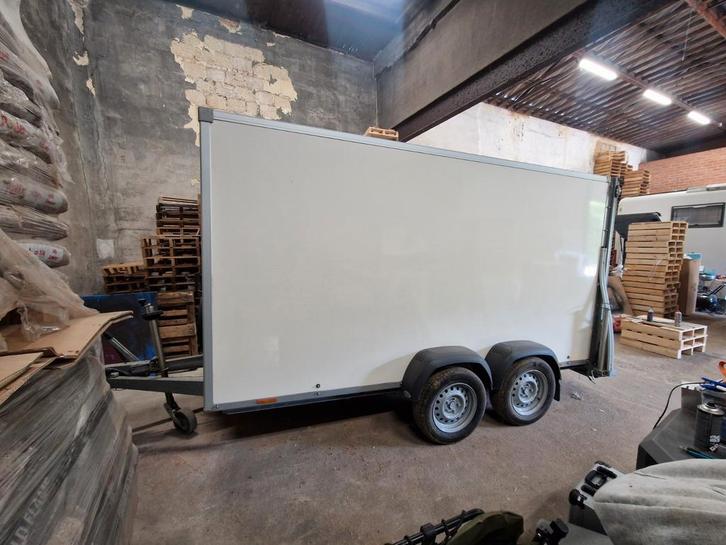 Degelijke gesloten remorque.  Sirius., Auto diversen, Aanhangers en Bagagewagens, Zo goed als nieuw, Ophalen