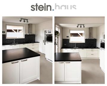 Duitse Steinhaus eiland keuken met zwarte graniet werkblad, Enlèvement, Utilisé, Crème, Granit ou Pierre