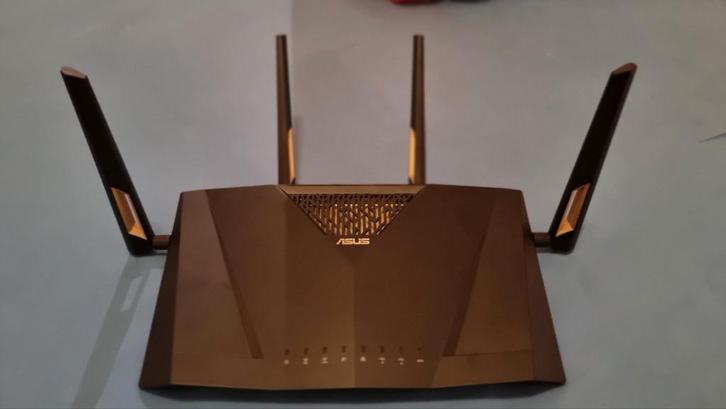 Routeur Wi-Fi 6 double bande RT-AX88U, Informatique & Logiciels, Routeurs & Modems, Comme neuf, Routeur