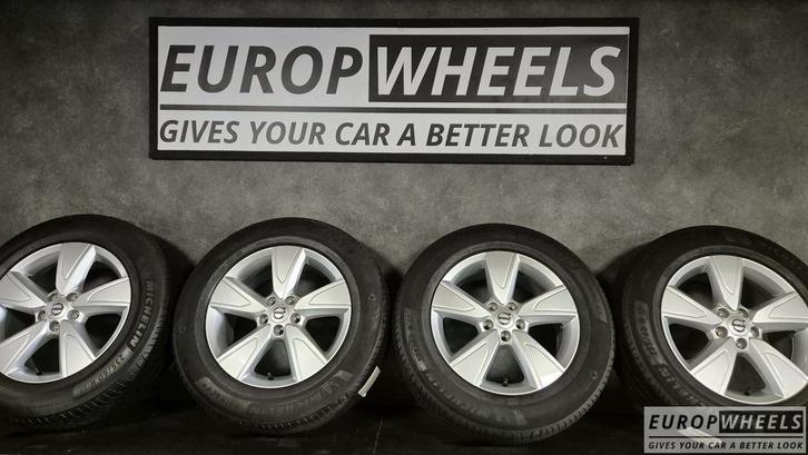 17 inch Volvo XC40 Zomerbanden Design V90 CC Origineel Lynk, Autos : Pièces & Accessoires, Pneus & Jantes, Pneus et Jantes, Pneus été