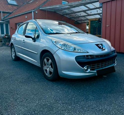 Peugeot 1.4 facelift in zeer goede staat. Blanco gekeurd vvk, Auto's, Peugeot, Bedrijf, ABS, Airbags, Airconditioning, Bochtverlichting