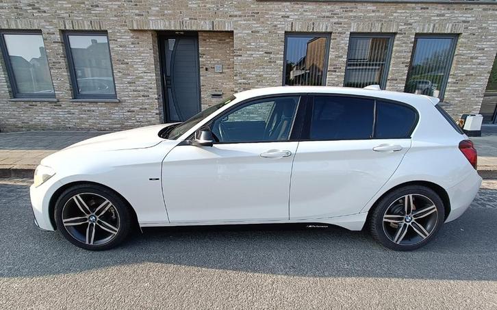 BMW 1 Sportline Automaat, Auto's, BMW, Particulier, 1 Reeks, ABS, Airbags, Airconditioning, Alarm, Bluetooth, Boordcomputer, Centrale vergrendeling