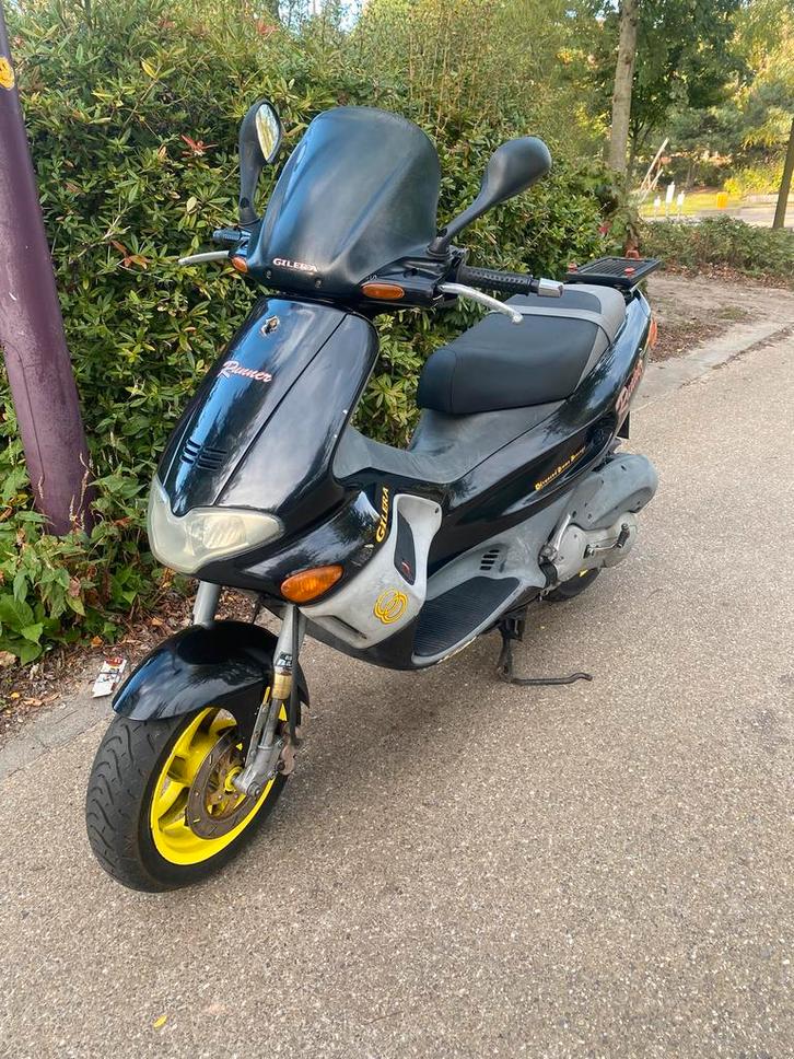 Gilera runner 125cc FX  DUITS, Fietsen en Brommers, Scooters | Piaggio, Ophalen