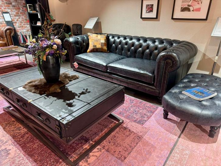 ACTIE: Edinburgh XL 3 Zits zetel chesterfield vintage zwart, Antiek en Kunst, Antiek | Meubels | Stoelen en Sofa's, Ophalen of Verzenden