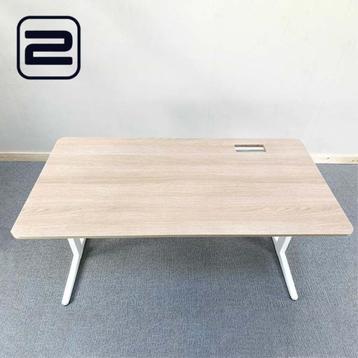 Ahrend bureau beschikbaar voor biedingen
