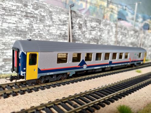 Lsmodels 12002 I10 Memling Bistro NMBS SNCB Spécial !, Hobby & Loisirs créatifs, Trains miniatures | HO, Neuf, Wagon, Autres marques