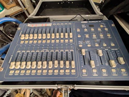 Showtec Showmaster 24 (+flight case), Muziek en Instrumenten, Licht en Laser, Zo goed als nieuw, Licht, Ophalen
