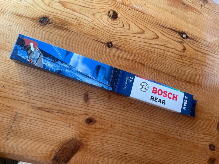 Bosch ruitenwisser achter  A 284 H NIEUW, Auto-onderdelen, Ruiten en Toebehoren, Volkswagen, Skoda, Ophalen