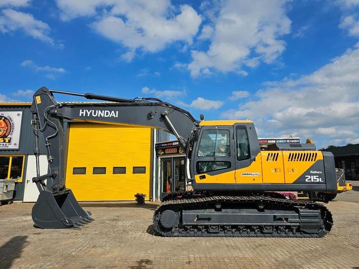 Hyundai R215L WE1322, Zakelijke goederen, Machines en Bouw | Kranen en Graafmachines, Graafmachine