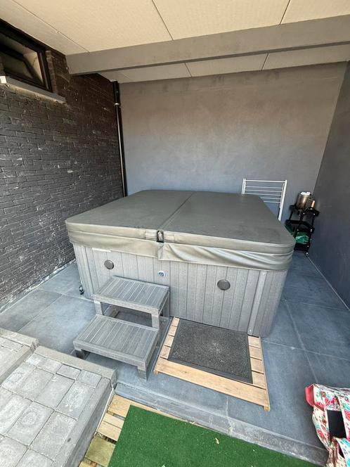 Jacuzzi 6 personen balboa, Tuin en Terras, Bubbelbaden en Hottubs, Zo goed als nieuw, Filter, Ophalen