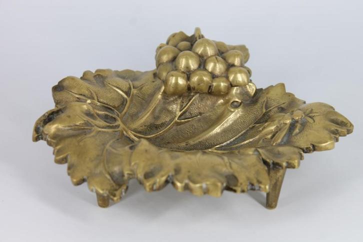 Vliegeninktpotje, genummerd 3 YZ, Antiek en Kunst, Antiek | Brons en Koper, Brons, Ophalen of Verzenden