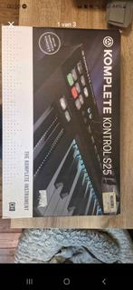 Komplete kontrol s25, Enlèvement, Comme neuf