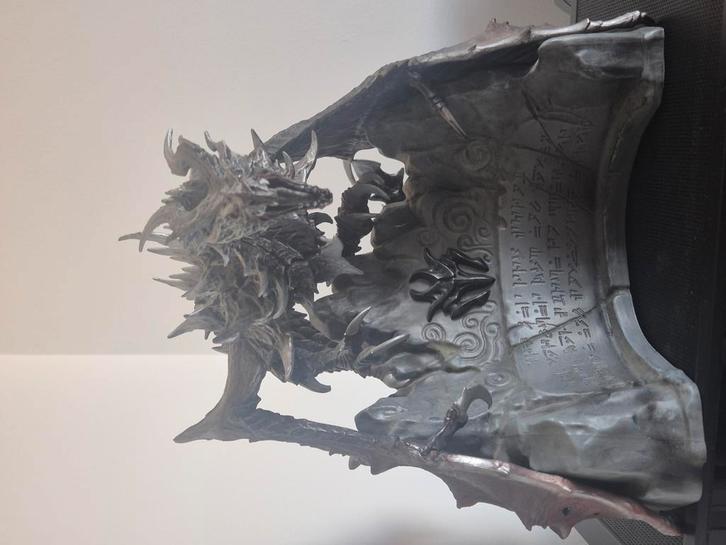 Figurine collector Alduin Skyrim – Édition complète et rare, Games en Spelcomputers, Spelcomputers | Overige Accessoires, Ophalen