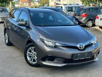 Toyota Auris 1.4 benzine 2017 euro 6b 