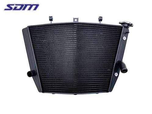 RADIATEUR Suzuki GSX R 1000 2005-2006 (GSXR1000 K5 / K6), Motoren, Onderdelen | Overige, Gebruikt