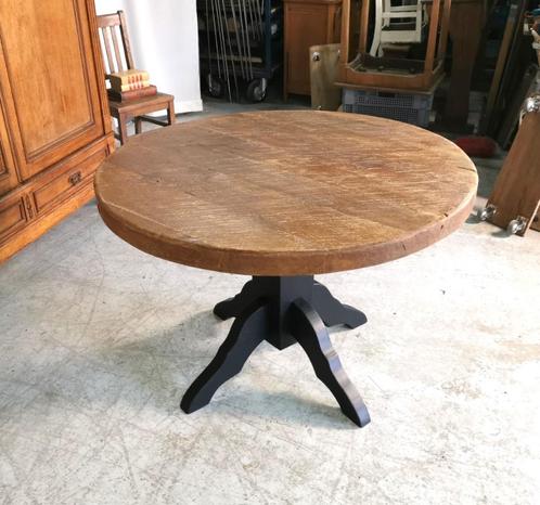 Oude stoere ronde boerentafel in zware eik diameter 116 H 80, Antiek en Kunst, Antiek | Meubels | Tafels, Ophalen