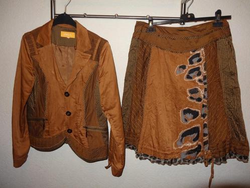 Dames  Pakje  maat 40, Kleding | Dames, Jasjes, Kostuums en Pakken, Zo goed als nieuw, Jasje, Maat 38/40 (M), Bruin, Ophalen of Verzenden