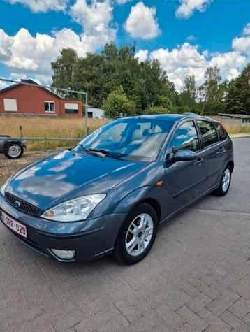 Ford focus 2004 benzine beschikbaar voor biedingen