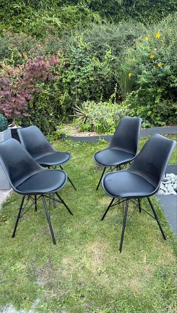 Set van 4 zwarte designstoelen - eigentijdse stijl beschikbaar voor biedingen