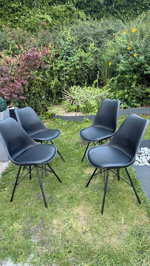 Set van 4 zwarte designstoelen - eigentijdse stijl, Huis en Inrichting, Stoelen, Eén, Metaal, Zwart, Ophalen