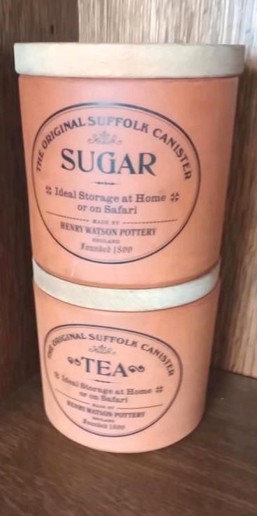 🌺20€🌼 2 thee- en suikerpotten hermetisch Engels ontwe, Huis en Inrichting, Keuken | Servies, Gebruikt, Kom(men), Overige stijlen