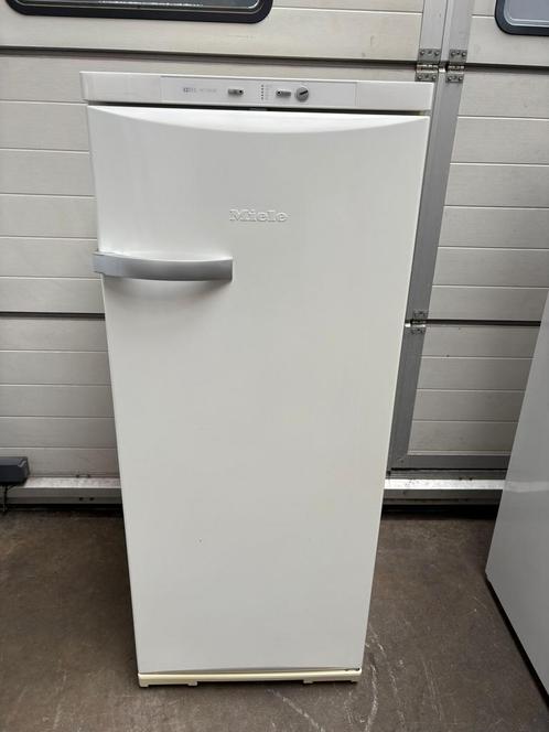 Diepvries Miele A+ met GARANTIE, Elektronische apparatuur, Vriezers en Diepvrieskisten, Zo goed als nieuw, Ophalen of Verzenden