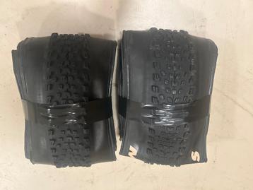 Maxxis 2.4WT exo rekon race en Aspen banden sets beschikbaar voor biedingen