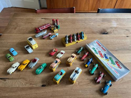 Dinky toys collection - volledig origineel 30+ stuks, Hobby en Vrije tijd, Modelauto's | 1:5 tot 1:12, Gebruikt, Auto, 1:5 t/m 1:8