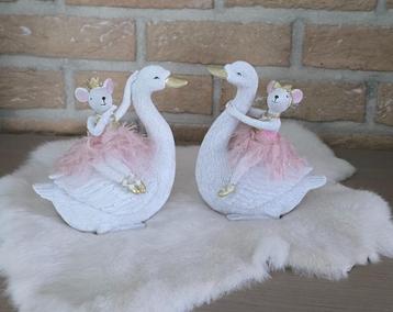 Kerstdecoratie : set ballerinamuisjes op zwanen beschikbaar voor biedingen