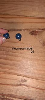 Nouvelle paire de boucles d'oreilles, Bijoux, Sacs & Beauté, Enlèvement ou Envoi, Neuf, Bleu, Puces ou Clous