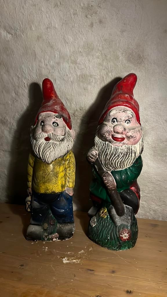 2 antieke betonnen tuinkabouters, ook los te koop, Enlèvement, Utilisé