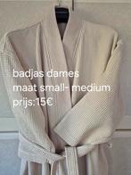 Badjas dames maat small- medium. Prijs:15€., Ophalen