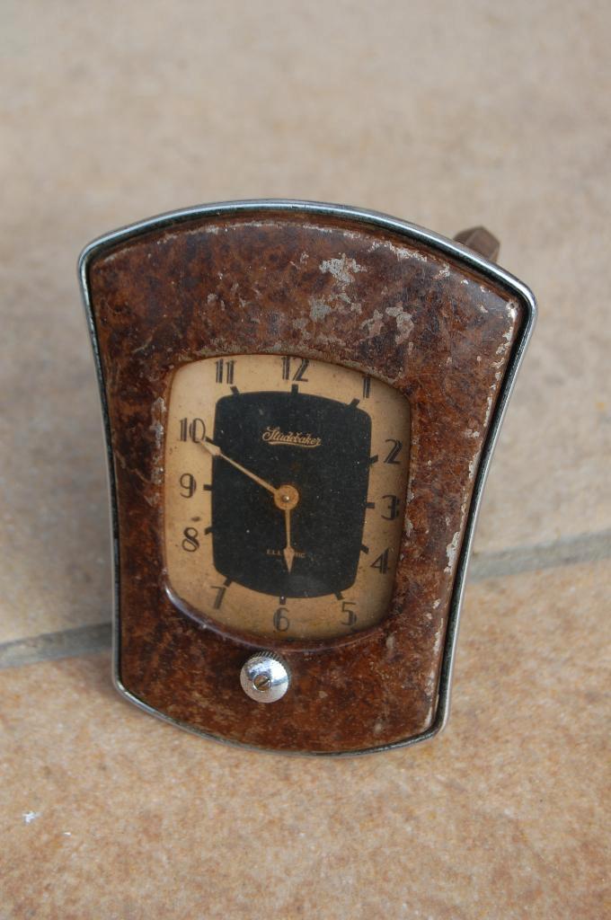 horloge studebaker dictator 1935 USA oldtimer, Antiquités & Art, Curiosités & Brocante, Enlèvement ou Envoi