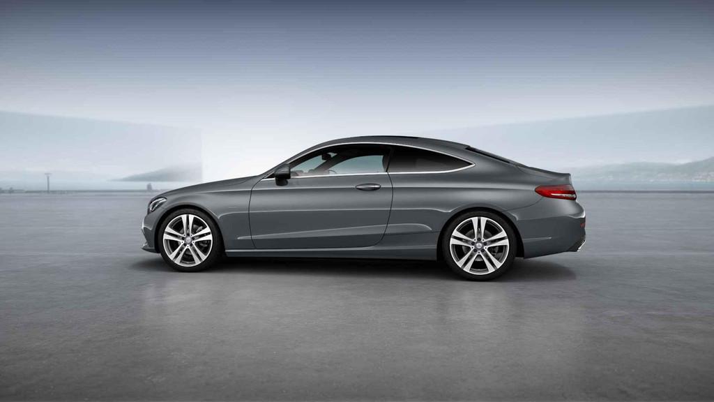 Mercedes-Benz C-klasse 200 Coupé Luxury Line | Panoramisch, Auto's, Mercedes-Benz, Automaat, 4 zetels, 4 cilinders, 184 pk