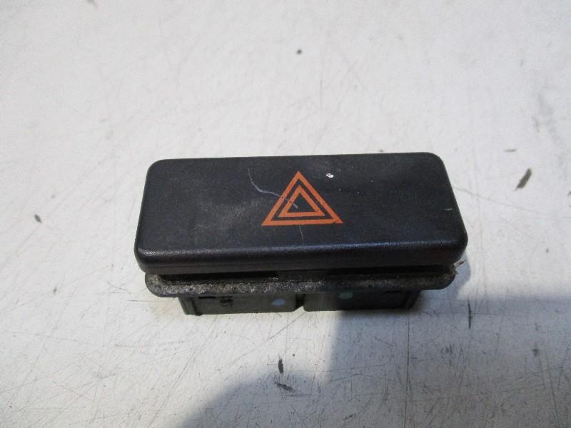 COMMUTATEUR DE FEUX DE DETRESSE BMW 3 serie (E36 / 4), Utilisé, BMW