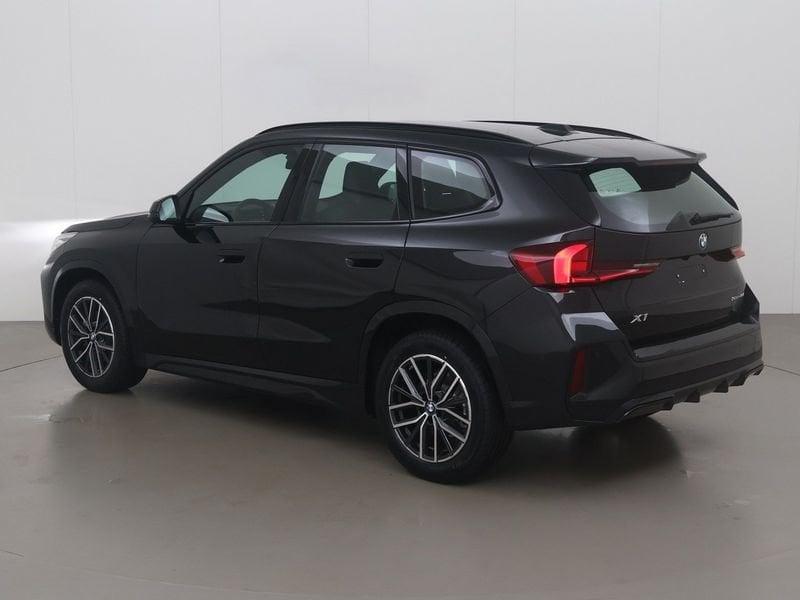 BMW X1 1.5ia sdrive18 136 AT, Auto's, BMW, Gebruikt, Zwart, 146 g/km, Bedrijf