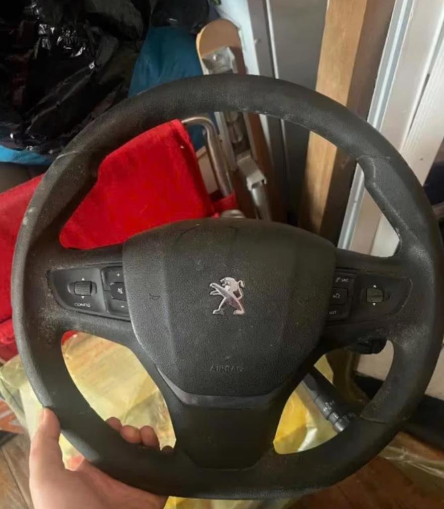 Volant avec commande avec airbag Peugeot expert 2020, Enlèvement, Utilisé, Peugeot