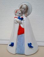 Maria met kind; Jeanne Hebbelynck Gesign: JH R2, Antiek en Kunst, Ophalen