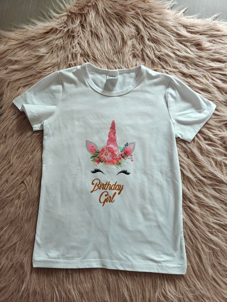 T-shirt verjaardag 7-8 jaar, Enfants & Bébés, Vêtements enfant | Taille 122, Enlèvement ou Envoi, Utilisé, Fille, Chemise ou À manches longues