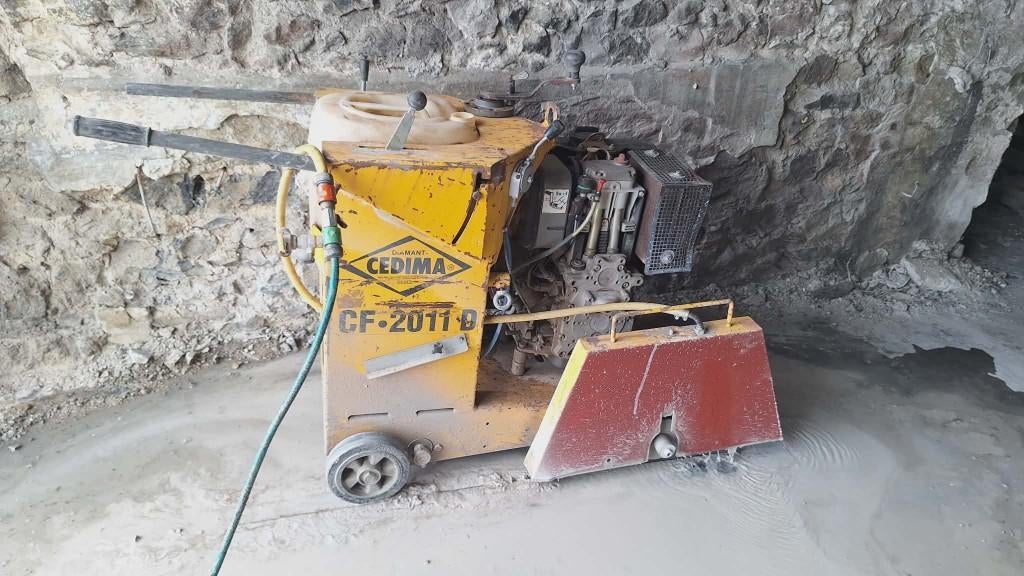 Automatische dieselvloerzaag met 600 zaagbladen, Ophalen, Overige typen