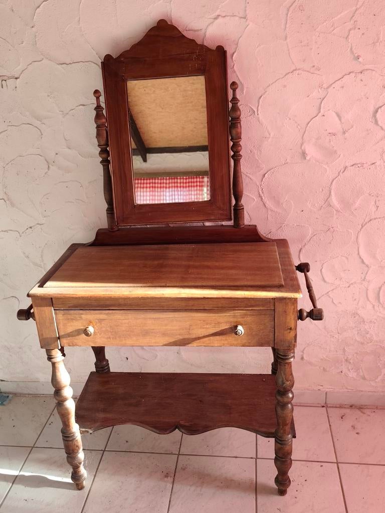 Oude commode, af te halen in Tessenderlo, Ophalen