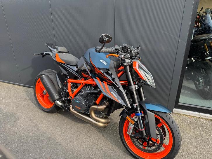 KTM - 1290 SuperDuke R Evo, Motos, Motos | KTM, Entreprise, Naked bike, plus de 35 kW, 2 cylindres, Permis Moto A, ABS, Régulateur de vitesse