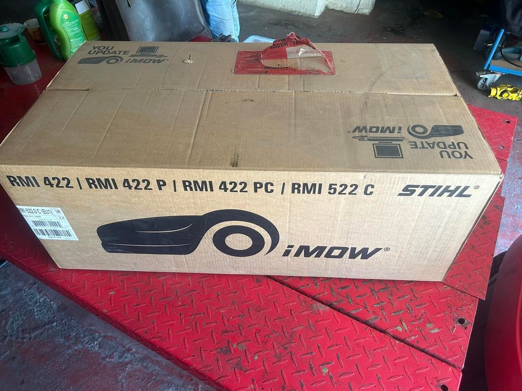 STIHL RMI 522c robotmaaier, Tuin en Terras, Robotmaaiers, Nieuw, 20 tot 25 cm, Met regensensor, Bestuurbaar via app, Ophalen