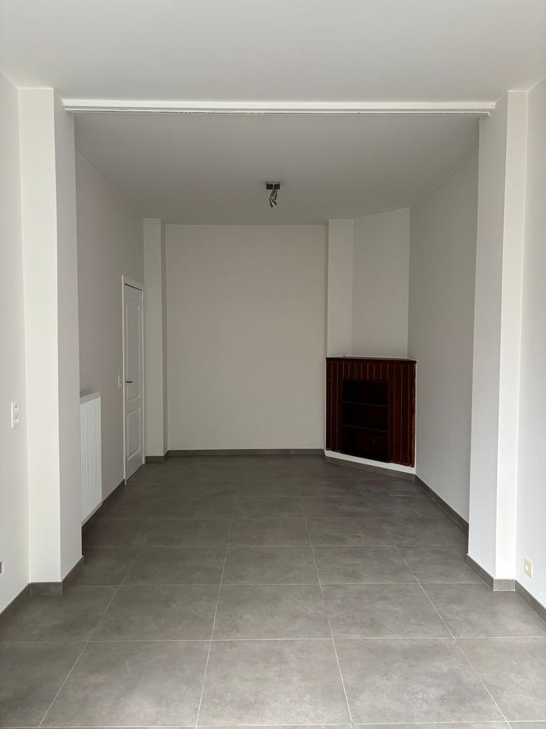 Appartement entièrement rénové à louer – Schaerbeek, Bruxelles