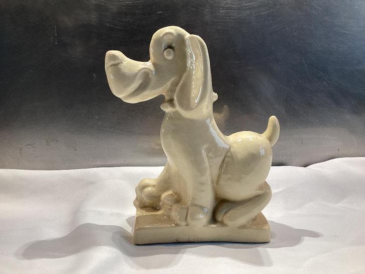 Chien en grès amusant. 013/Ba., Antiquités & Art, Antiquités | Céramique & Poterie, Enlèvement
