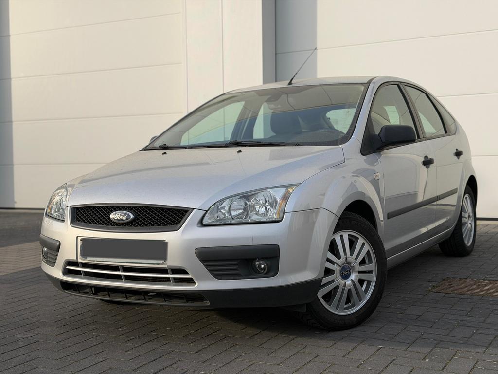 Ford Focus 1.6 Benzine Gekeurd VVK Airco/Parkeersensor/…, Autos, Ford, Focus, Argent ou Gris, Achat, Boîte manuelle