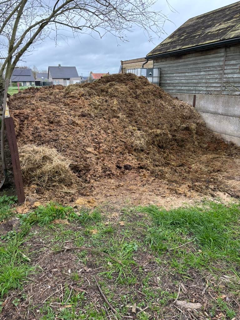 Iemand gratis mest nodig, Ophalen, Mest