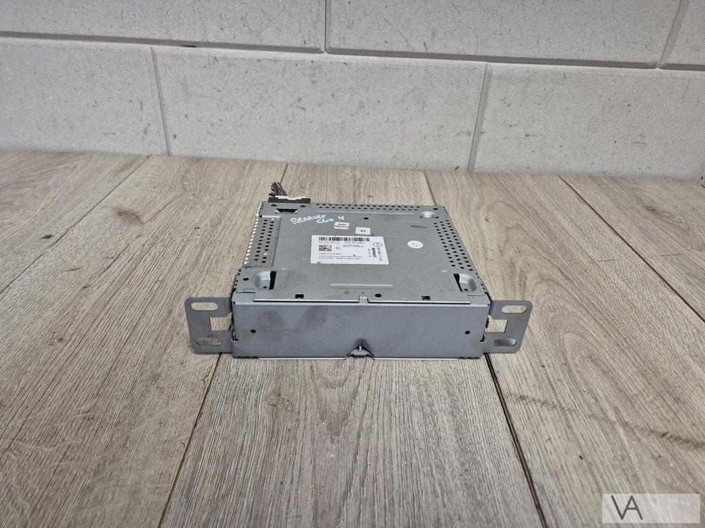 Renault Clio 4 Captur 2012 - 2017 radio cd speler 281152239r, Enlèvement ou Envoi, -, -, -
