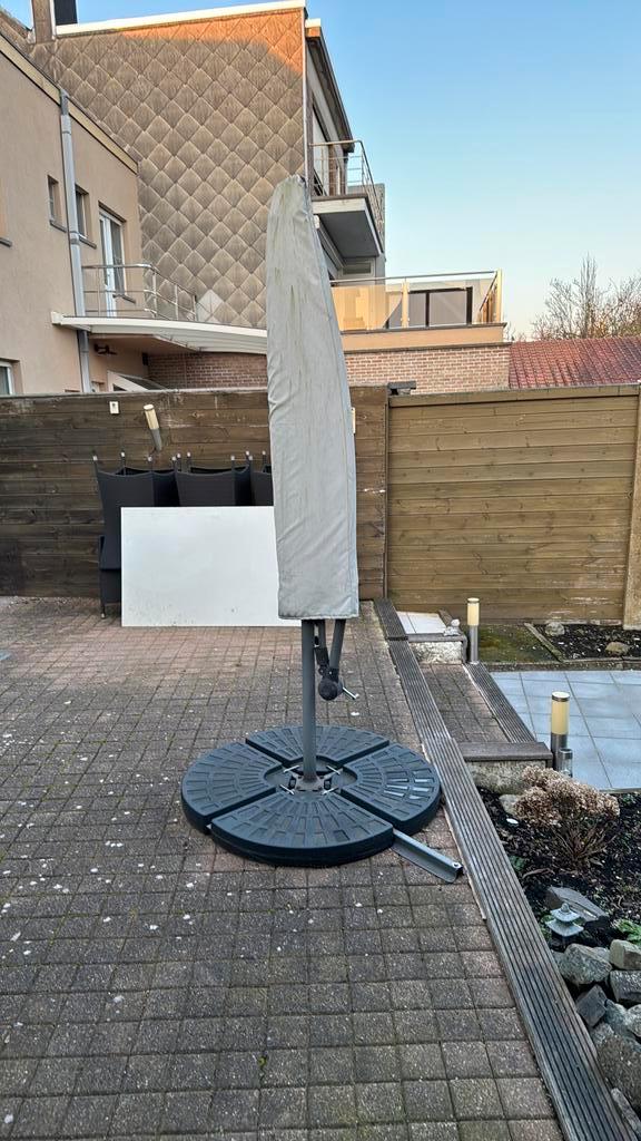 Parasol tuin, Tuin en Terras, Parasols, Gebruikt, Zweefparasol, 2 tot 3 meter, Ophalen