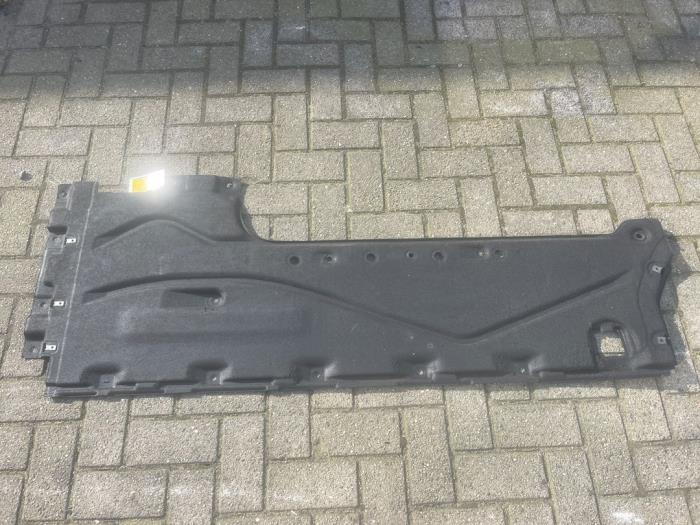 Plaque de protection sol d'un Alfa Romeo Giulia, -, 3 mois de garantie, Utilisé, Alfa Romeo